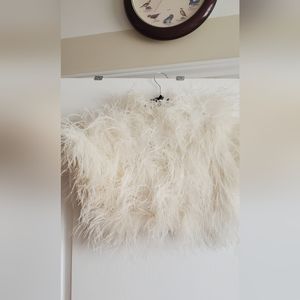 Elegant White Feathered Women's Shawl